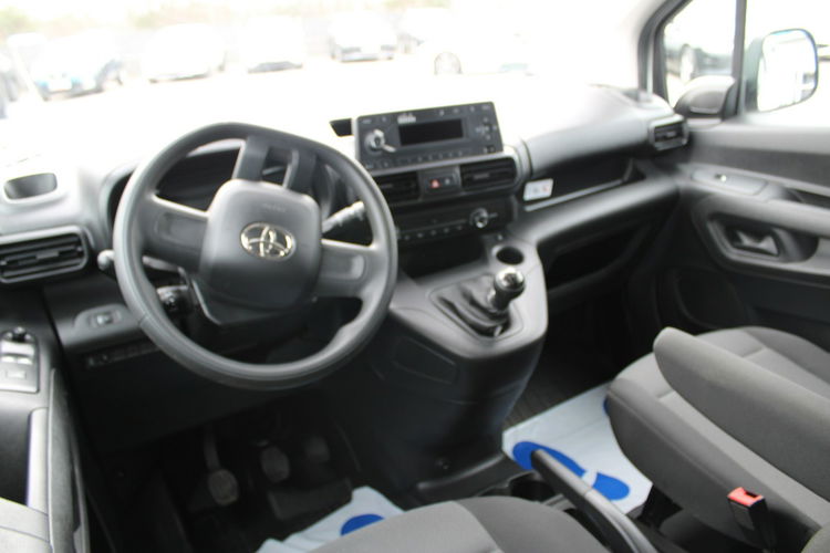 Toyota Proace City Verso LONG Salon Polska Gwarancja D4D zdjęcie 23