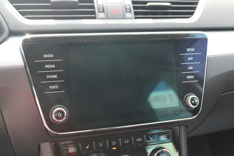 Skoda Superb Ambition F-vat Gwarancja Salo Polska zdjęcie 21