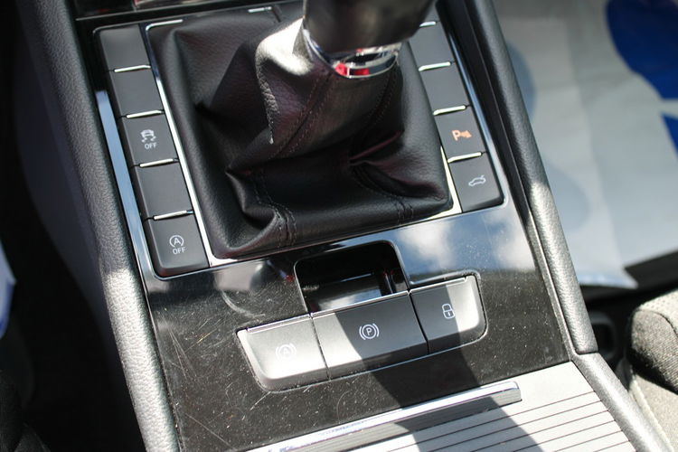Skoda Superb Ambition F-vat Gwarancja Salo Polska zdjęcie 25