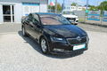 samochód osobowy Skoda zdjęcie 3
