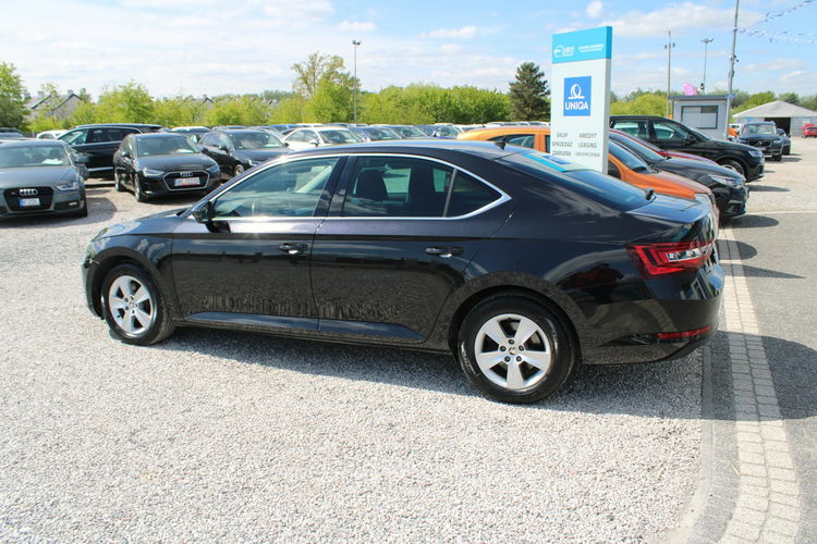 Skoda Superb Ambition F-vat Gwarancja Salo Polska zdjęcie 8