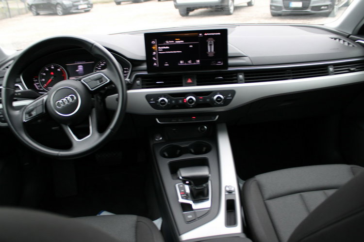Audi A4 S-Tronic Led F-vat netto 70 650 PLN Salon Polska zdjęcie 14