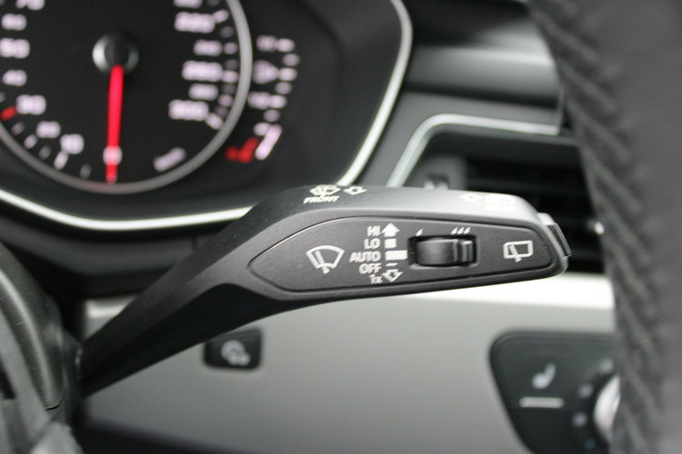 Audi A4 S-Tronic Led F-vat netto 70 650 PLN Salon Polska zdjęcie 23