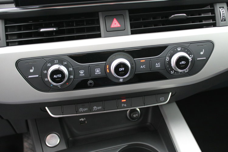 Audi A4 S-Tronic Led F-vat netto 70 650 PLN Salon Polska zdjęcie 25