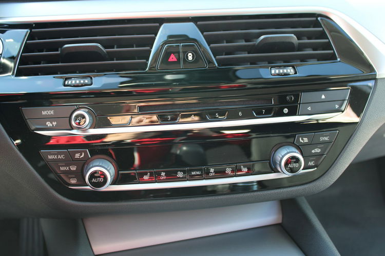 BMW 520 X-Drive Salon Polska Gwarancja zdjęcie 23