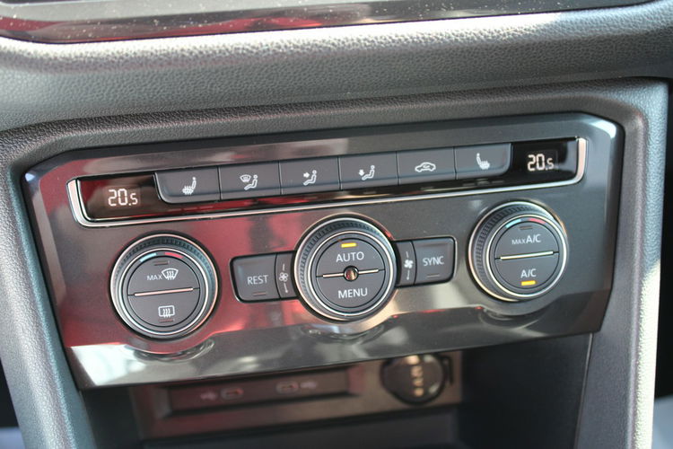 Volkswagen Tiguan Allspace Navi G.Fotele LED F-vat Gwarancja SalonPOLSKA zdjęcie 31