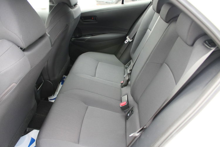 Toyota Corolla 1.8H Gwarancja Kamera Salon Polska zdjęcie 11