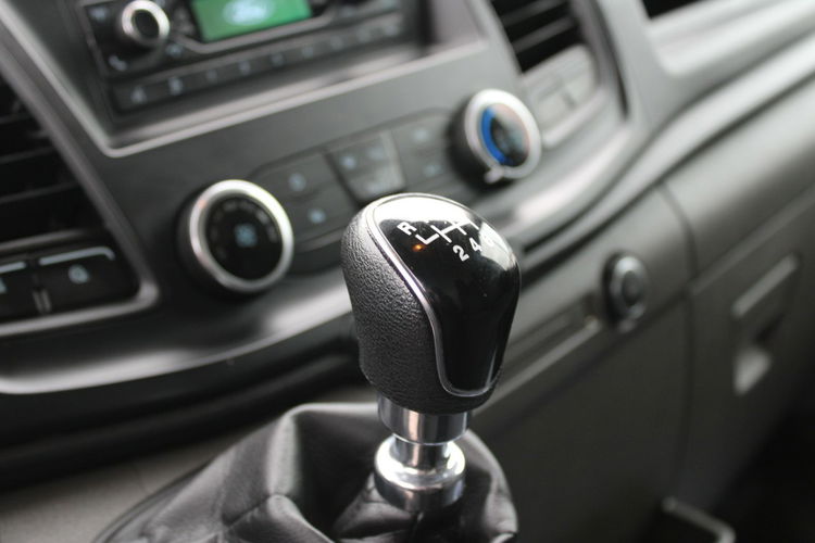 Ford Transit L2H2 Gwarancja Salon Polska zdjęcie 17