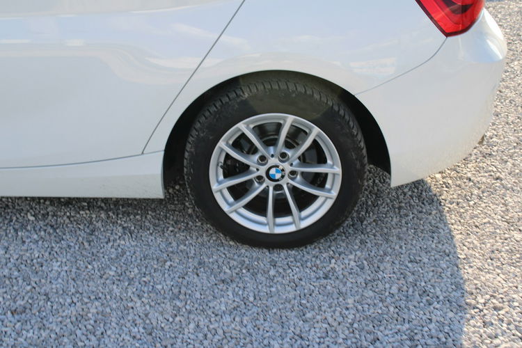 BMW 118 Podgrzewane Fotele Salon Polska Gwarancja zdjęcie 9