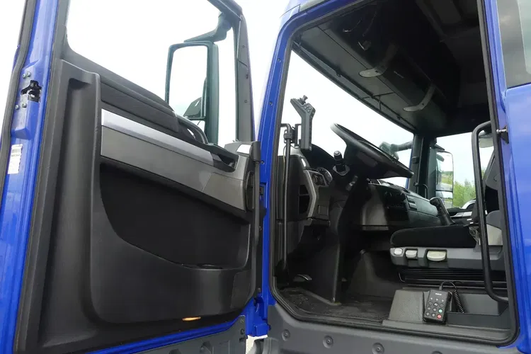 MAN TGX 26.400 / 6x2 / HAKOWIEC / HIAB MULTILIFT 18T / EURO 6 / zdjęcie 51