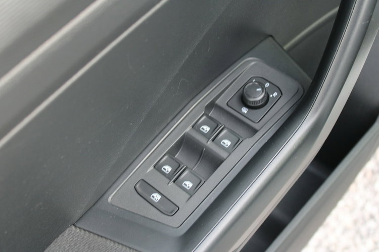 Volkswagen T-Roc Salon Polska Gwarancja TSI zdjęcie 10