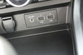 samochód osobowy Renault zdjęcie 26