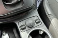 samochód osobowy Ford zdjęcie 23