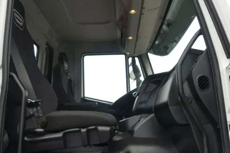 Iveco X-WAY 420 / 6x4 / KH-KIPPER 3 STRONNY / HYDROBURTA / WYWROTKA / zdjęcie 33