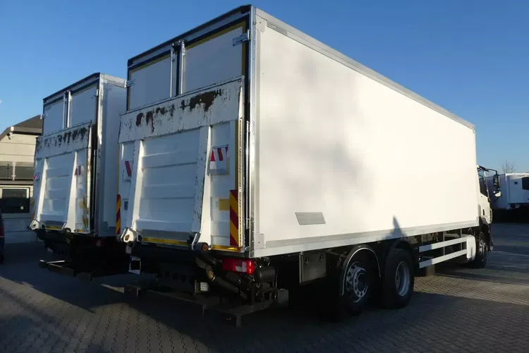DAF CF 370 / 6x2 / CHŁODNIA 8.25 + WINDA / EURO 6 / zdjęcie 7