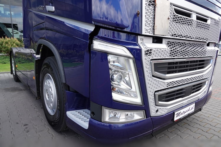 Volvo FH 500 / KLIMA POSTOJOWA / OPONY 100% / PO KONTRAKCIE SERWISOWYM / SPROWADZONY zdjęcie 11