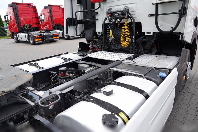 Renault T 460 / KLIMA POSTOJOWA / PO KONTRAKCIE SERWISOWYM zdjęcie 16