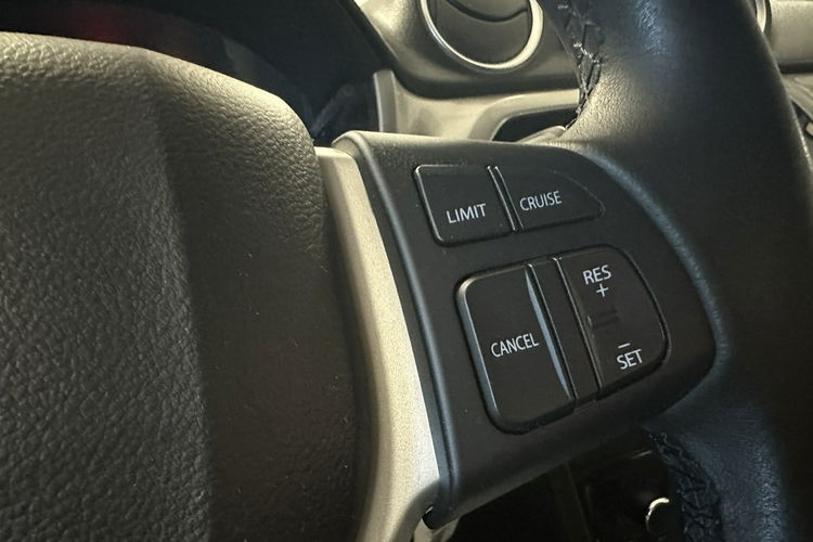 Vitara Suzuki Vitara 1.6 Benz Serwis ASO Zadbany Po Opłatach GWARANCJA zdjęcie 10