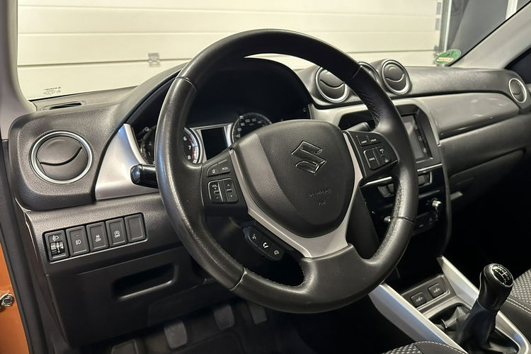 Vitara Suzuki Vitara 1.6 Benz Serwis ASO Zadbany Po Opłatach GWARANCJA zdjęcie 6