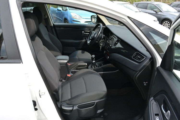 Kia Carens 1.6 135KM Podgrz. Kierownica, Fotele Climatronic LED 2016r zdjęcie 16