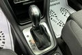 samochód osobowy Volkswagen zdjęcie 21