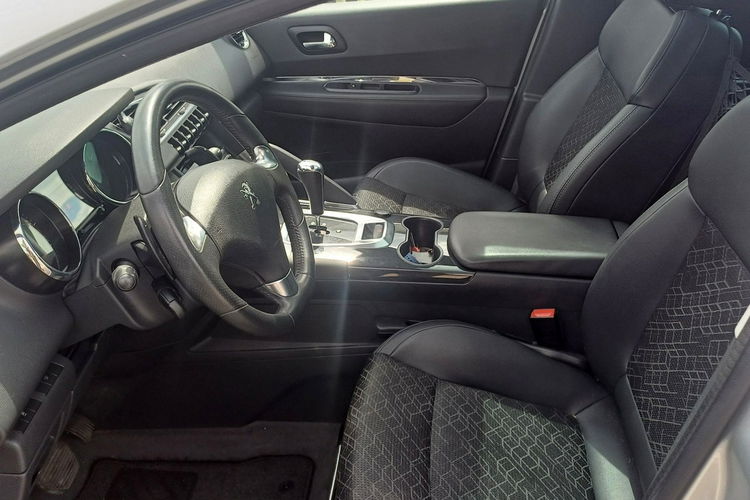 Peugeot 3008 1.6 HDi Automat Nawigacja Klimatronic Solardach zdjęcie 6