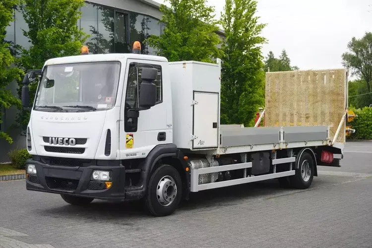Iveco Eurocargo 150 E25 / 90 tys. km / Laweta zdjęcie 15