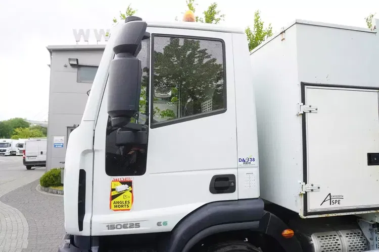 Iveco Eurocargo 150 E25 / 90 tys. km / Laweta zdjęcie 19