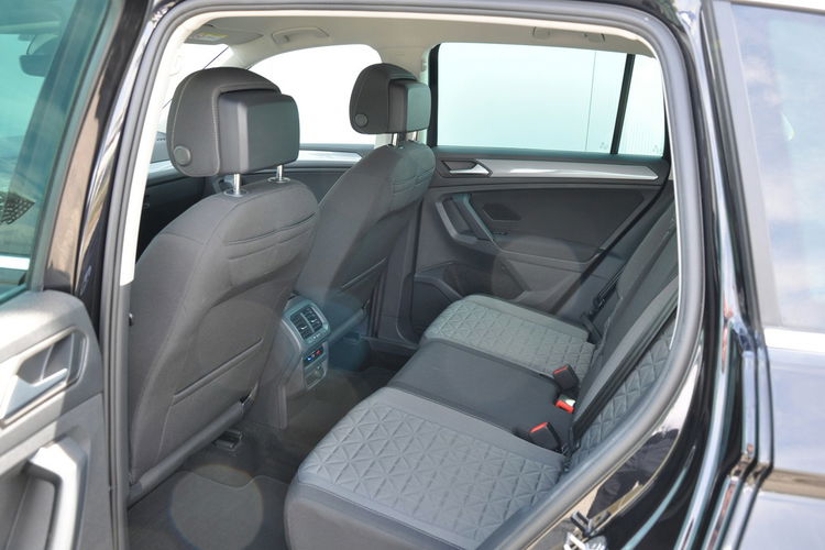Volkswagen Tiguan 1.5 TSI EVO Life DSG Kamera EL.Klapa Ledy ParkAssist Gwar. Dealer FV23 zdjęcie 21
