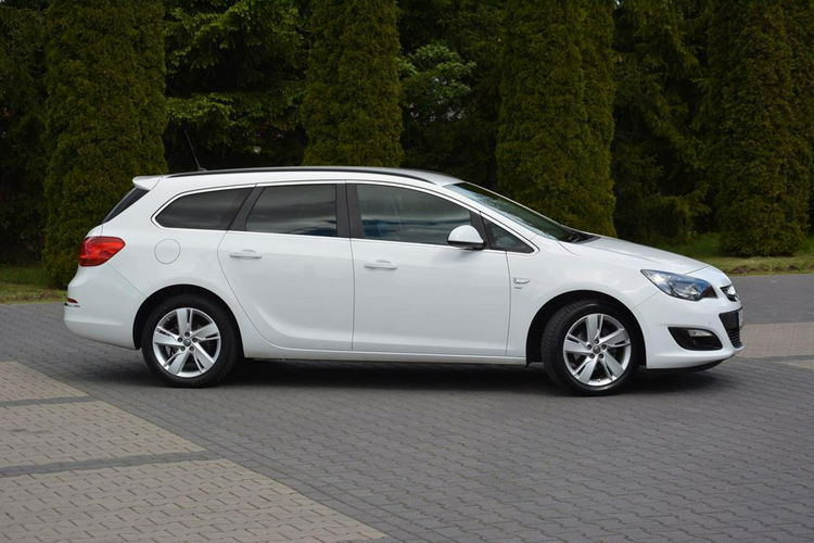 Opel Astra 1.4T(140KM) Lift Ledy Duża Navi pół-skóry 2xParktr. Chromy Alu 17 zdjęcie 11