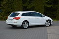 samochód osobowy Opel zdjęcie 12