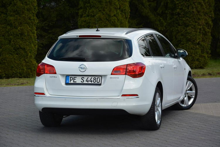 Opel Astra 1.4T(140KM) Lift Ledy Duża Navi pół-skóry 2xParktr. Chromy Alu 17 zdjęcie 14
