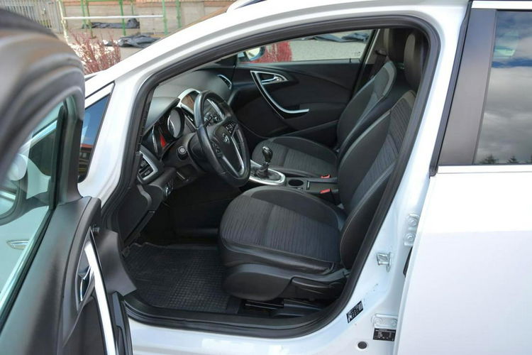Opel Astra 1.4T(140KM) Lift Ledy Duża Navi pół-skóry 2xParktr. Chromy Alu 17 zdjęcie 20