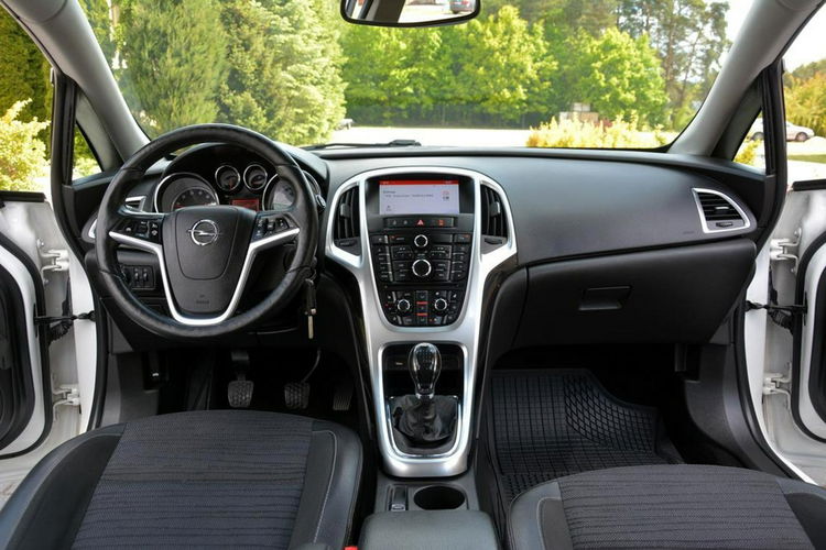 Opel Astra 1.4T(140KM) Lift Ledy Duża Navi pół-skóry 2xParktr. Chromy Alu 17 zdjęcie 23
