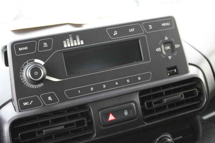 Toyota ProAce City Salon Polska netto 38 943 PLN Gwarancja D4D Business zdjęcie 18