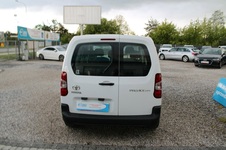 Toyota ProAce City Salon Polska netto 38 943 PLN Gwarancja D4D Business zdjęcie 6
