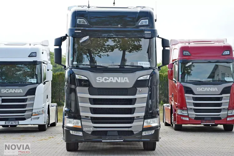 Scania S450 BEZ EGR | LED | KLIMA POSTOJOWA | WIRTUALNY KOKPIT | BAKI 1400 L | 2 ŁÓŻKA zdjęcie 4