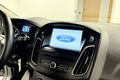 samochód osobowy Ford zdjęcie 19