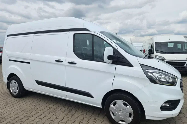 Ford transit-custom L2H2 54900zł NETTO 2.0TdCi/170KM zdjęcie 3