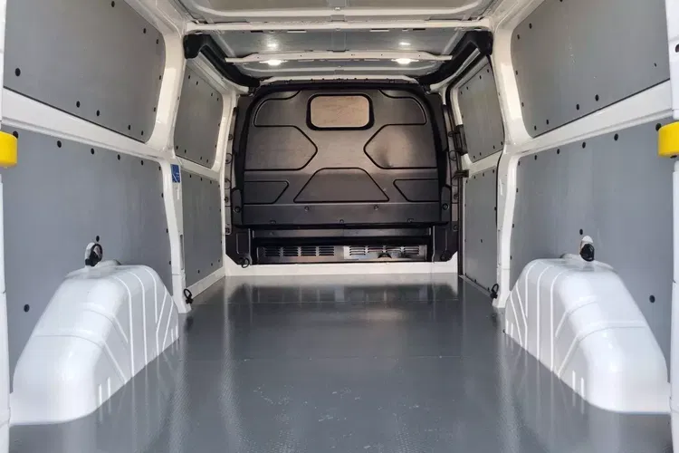 Ford transit-custom Long 59900zł NETTO 2.0TdCi/131KM zdjęcie 11
