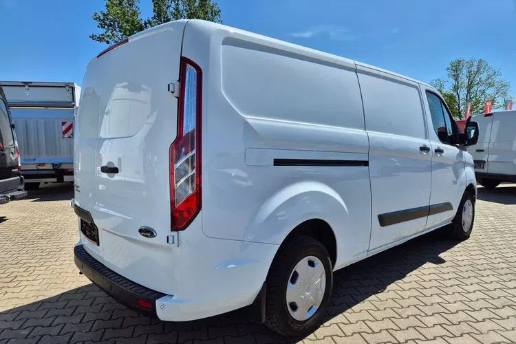 Ford transit-custom Long 59900zł NETTO 2.0TdCi/131KM zdjęcie 7