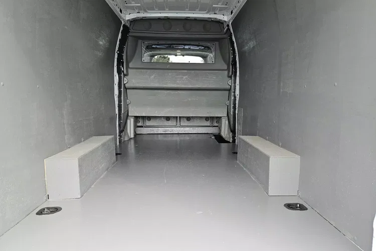 Renault Master L4H2 119999zł NETTO Brygadówka 7 osób 2.3dCi/145KM zdjęcie 16