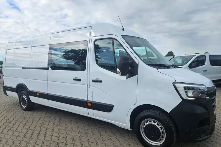 Renault Master L4H2 119999zł NETTO Brygadówka 7 osób 2.3dCi/145KM zdjęcie 3