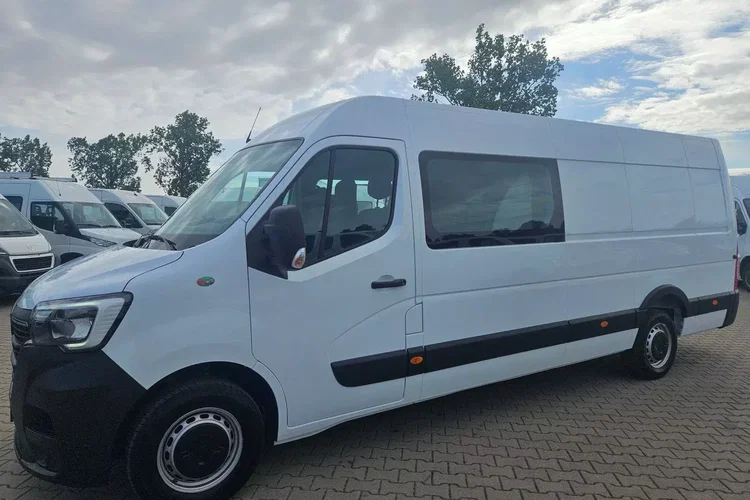 Renault Master L4H2 119999zł NETTO Brygadówka 7 osób 2.3dCi/145KM zdjęcie 4