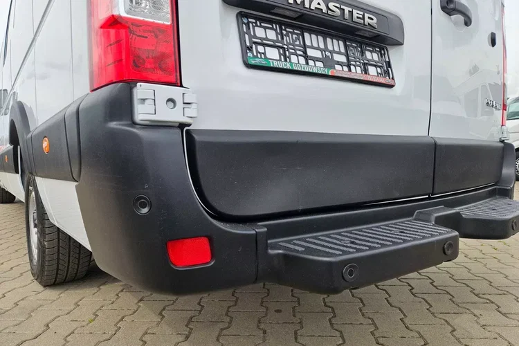 Renault Master L4H2 124999zł NETTO Brygadówka 7 osób 2.3dCi/145KM zdjęcie 10