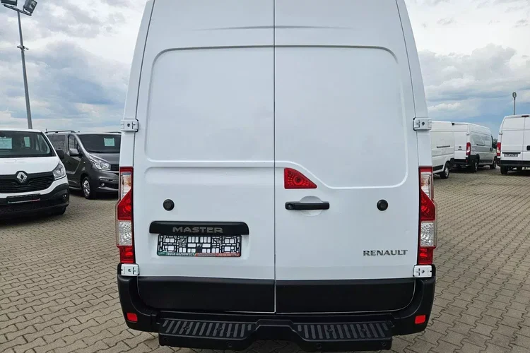 Renault Master L4H2 124999zł NETTO Brygadówka 7 osób 2.3dCi/145KM zdjęcie 8