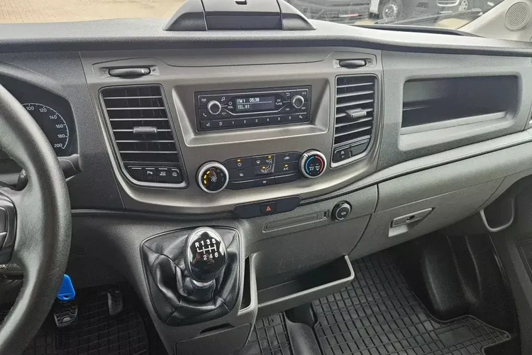 Ford Transit L3H2 64999zł NETTO 2.0 TdCi/131KM zdjęcie 25
