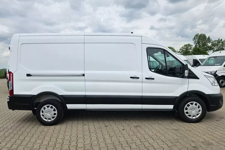 Ford Transit L3H2 64999zł NETTO 2.0 TdCi/131KM zdjęcie 7