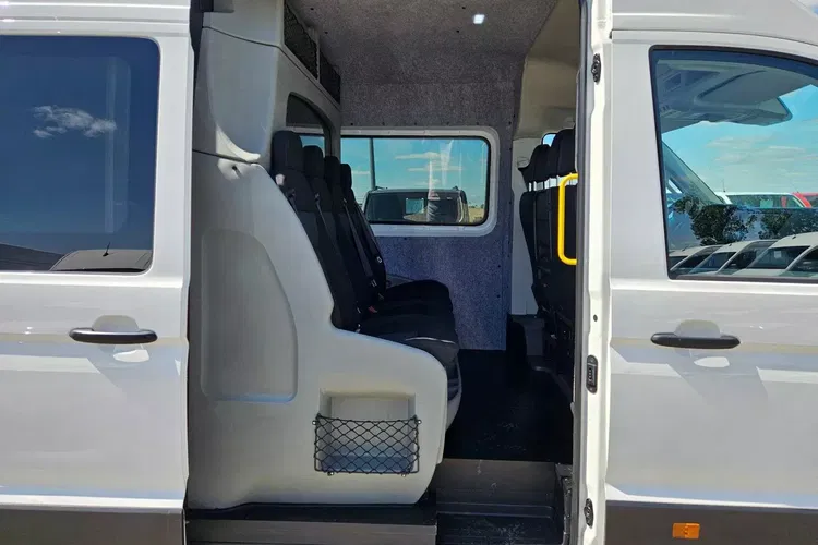 Volkswagen Crafter L3H2 109900zł NETTO Brygadówka 7 osób 2.0TDi/140KM zdjęcie 29