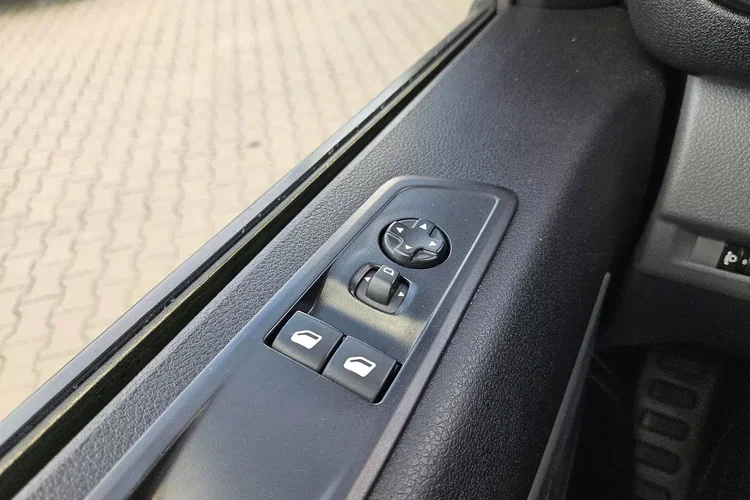 Peugeot expert L3H1 64999zł Netto 2.0HDI/150KM zdjęcie 16